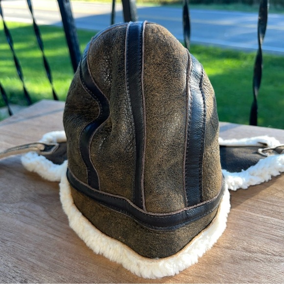 Barney’s New York Sheepskin Aviator Size L Made In U.K. NWT - Picture 3 of 7